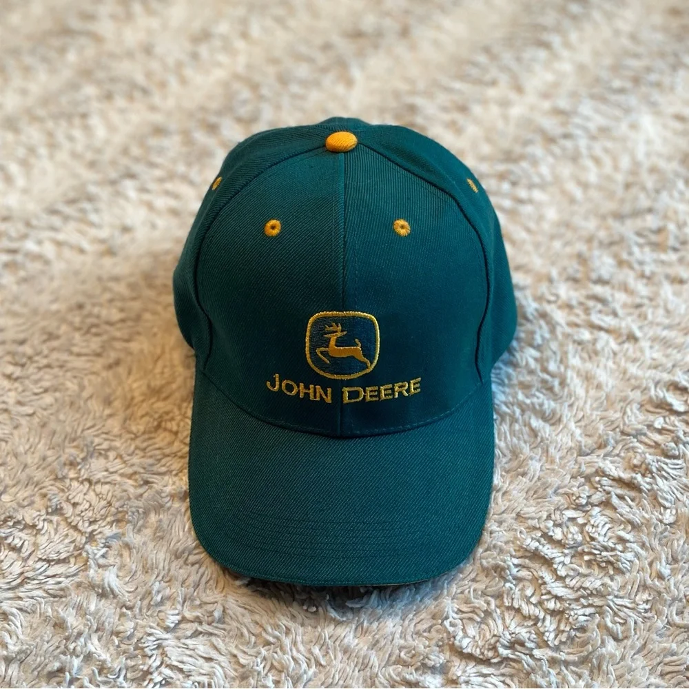 John Deere: Green and Yellow Hat - Picture 9 of 16